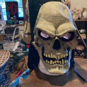 Rare Paper magic Group 1996 skull mask